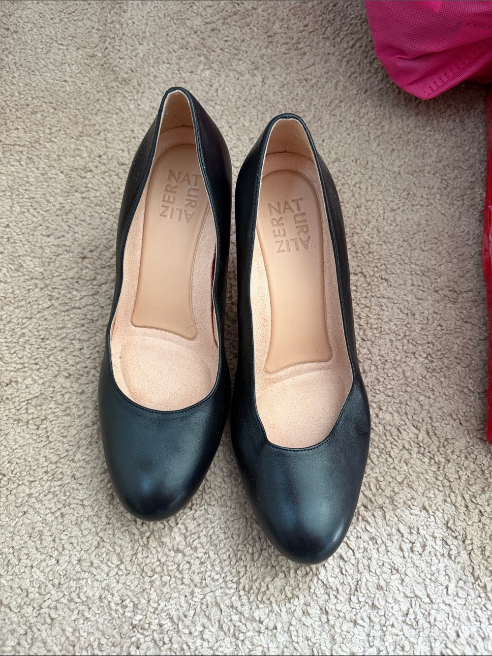 Stuart Weitzman Black Leather Classic Pump